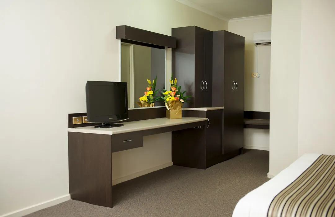 Ibis Styles Adelaide Manor-1