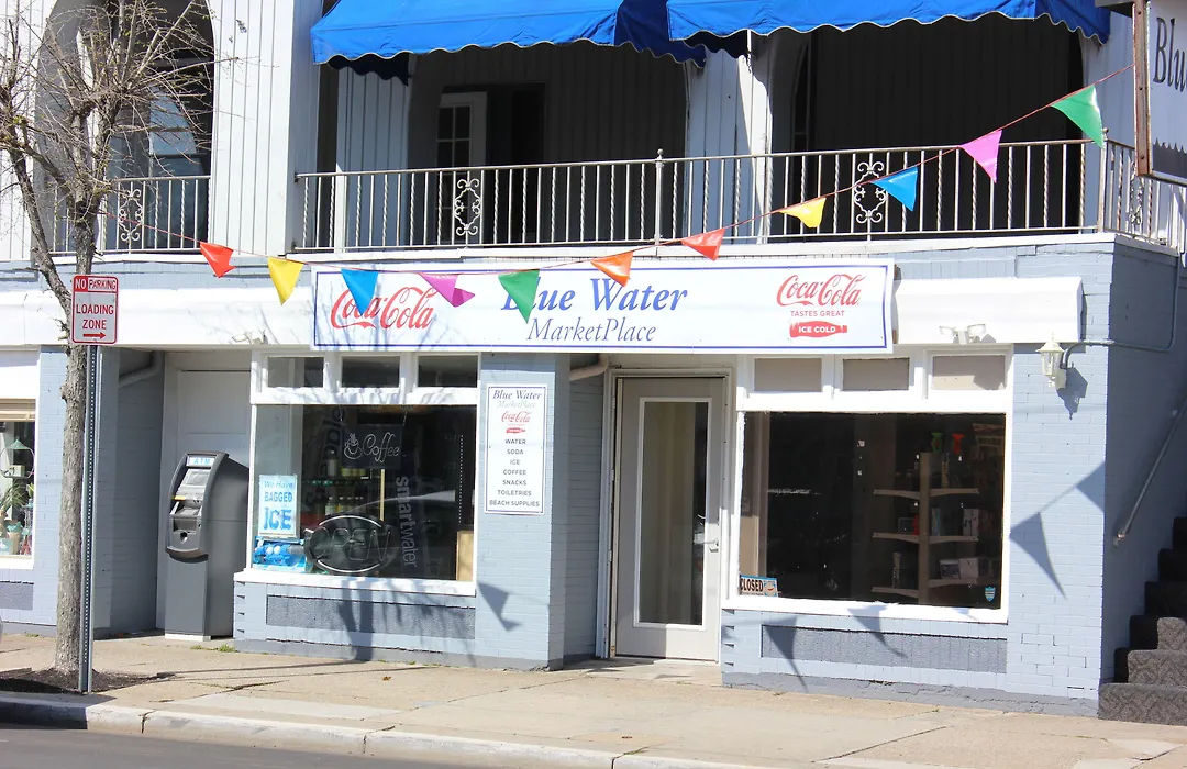 Blue Water Inn-1