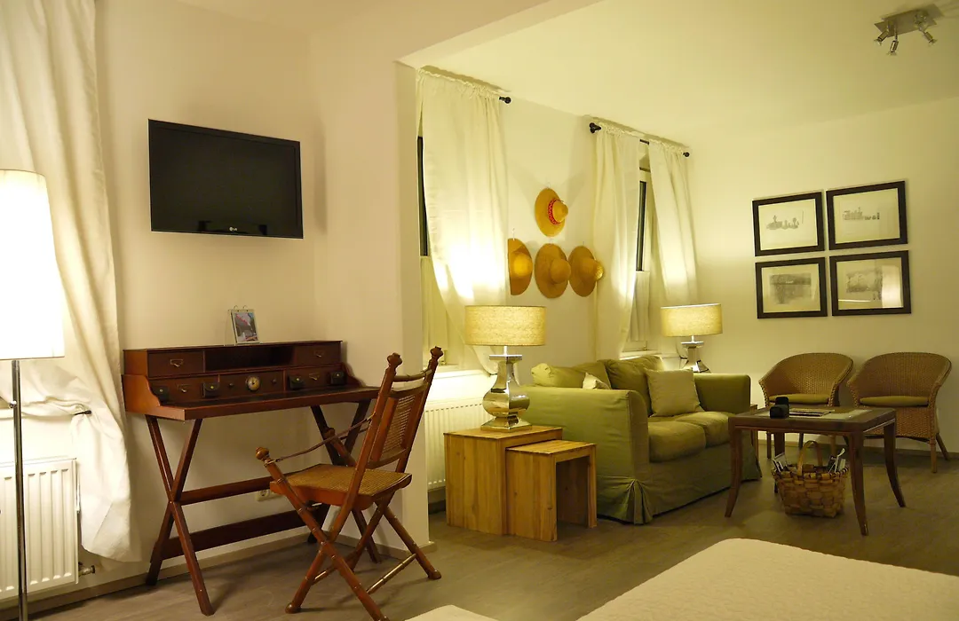 Bergland Hotel - Adults Only-1