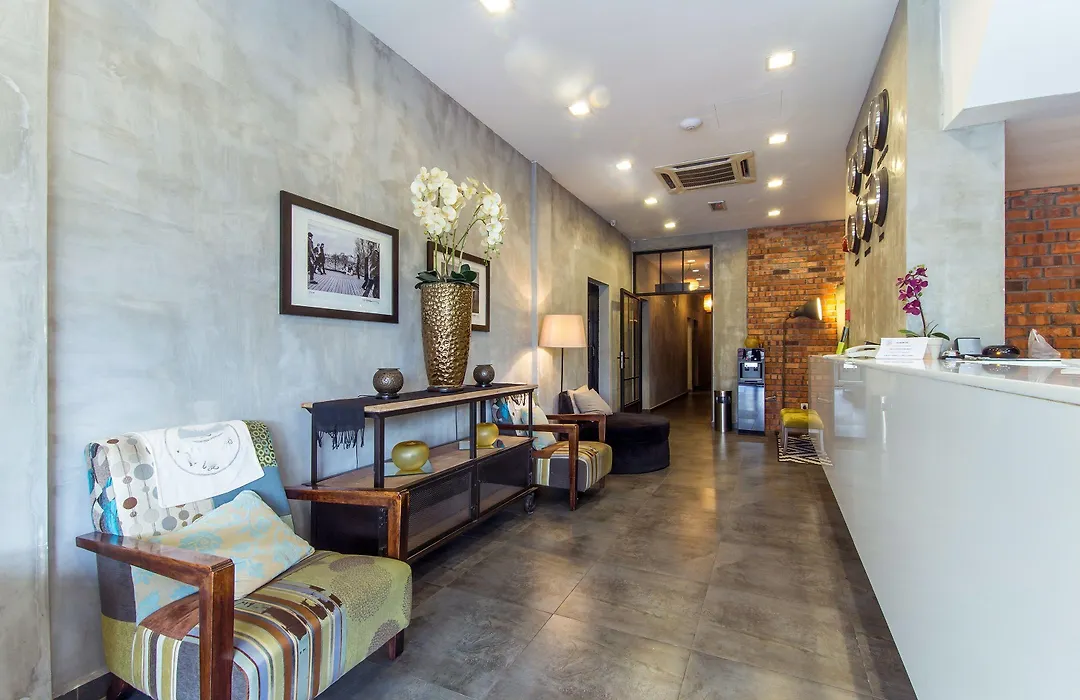 Ceria Hotel-1
