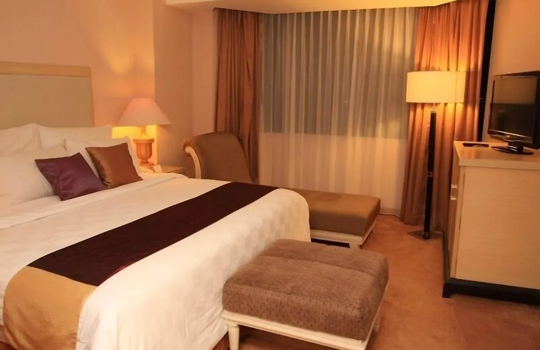 Hotel Gran Puri Manado-1