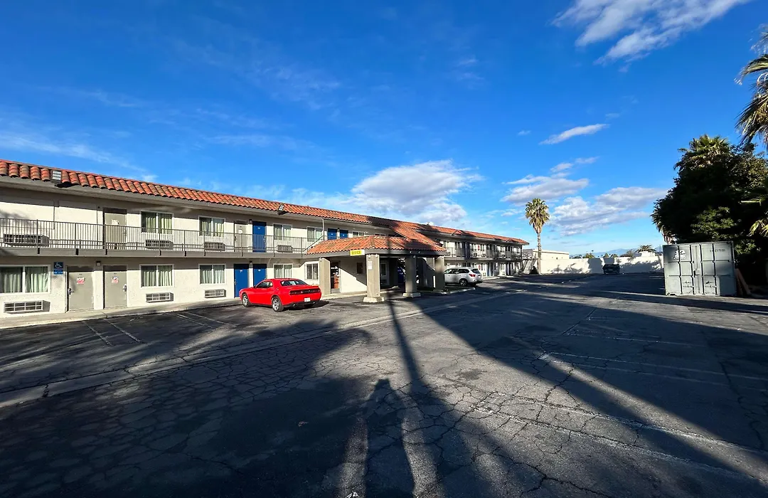 Studio 6 Hemet, Ca-1