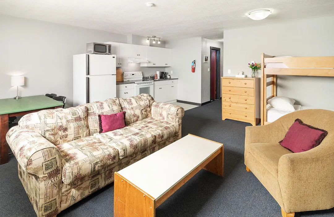 The Bulldog Hotel-1