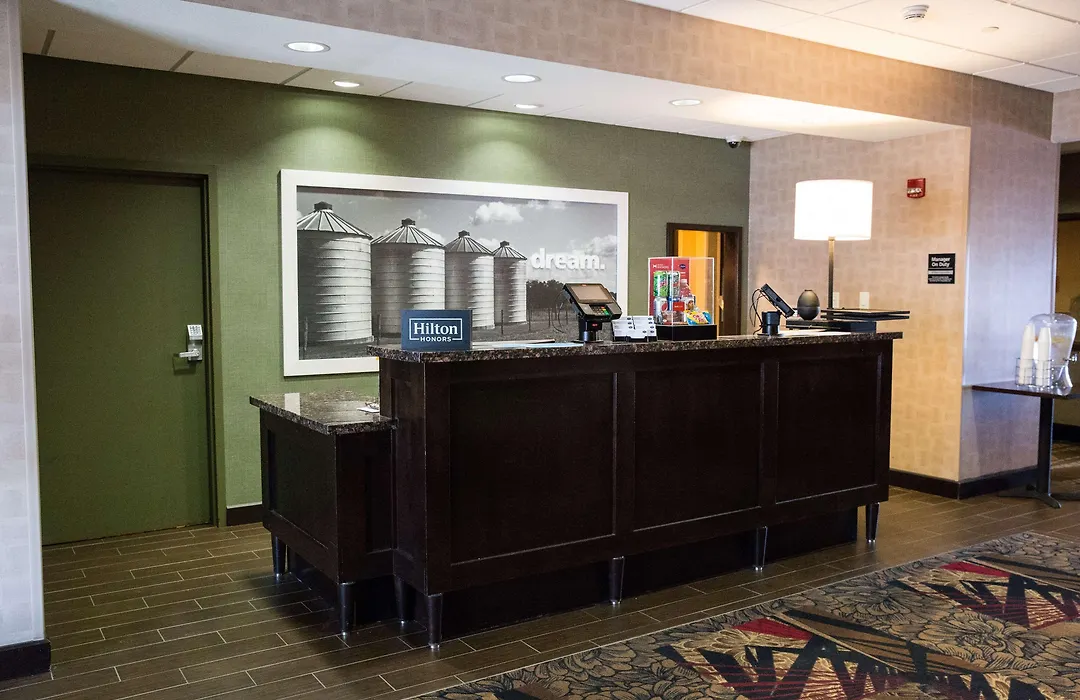 Hampton Inn & Suites Bismarck Northwest-1