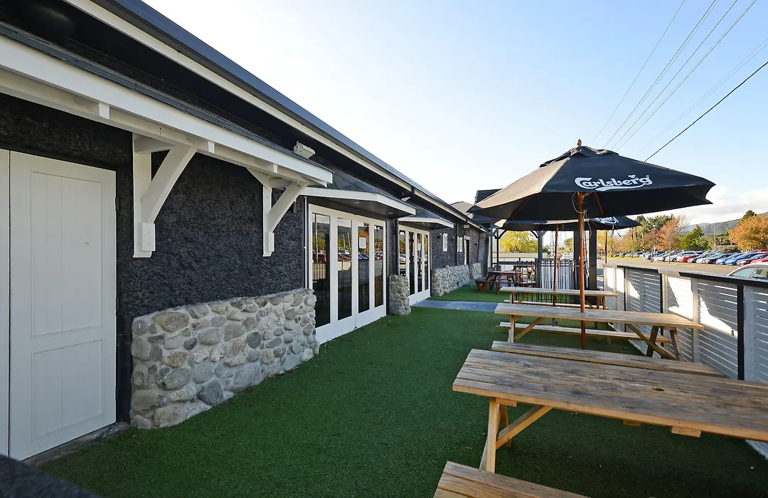 Totara Lodge-1