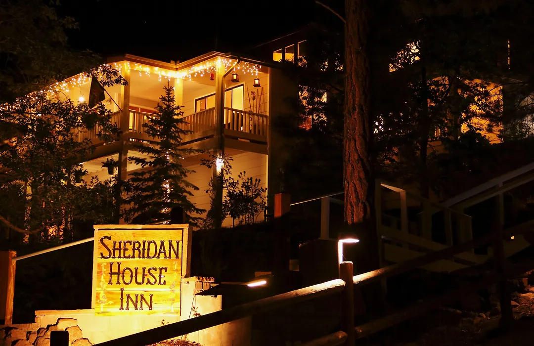 Sheridan House Inn- Adult Only Accommodation-1
