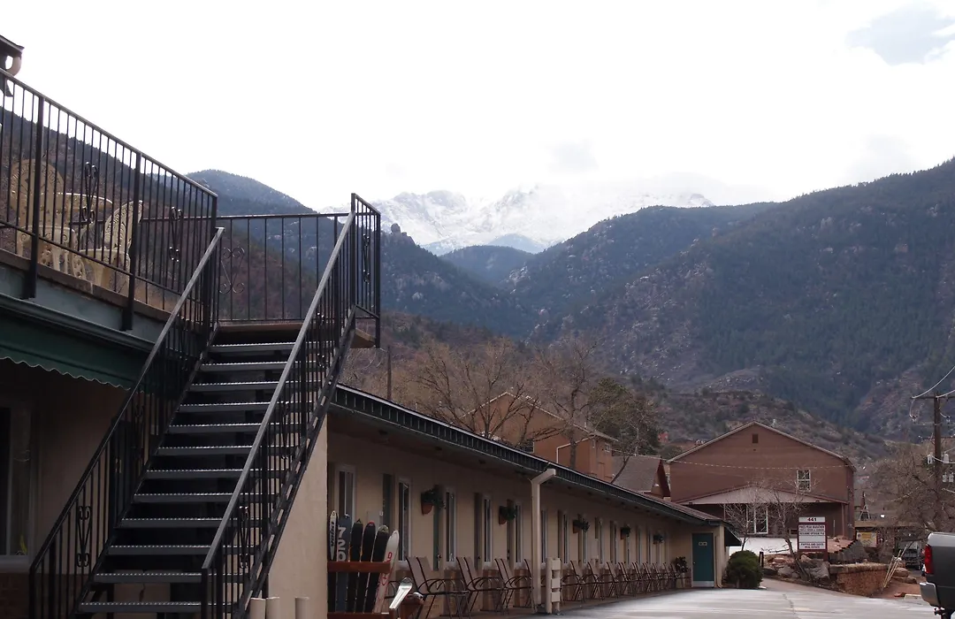 Eagle Motel-1