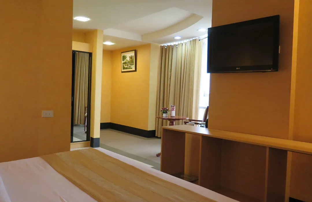 Big 8 Corporate Hotel-1