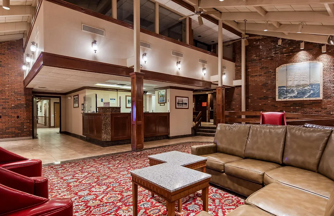 Best Western Plus Portsmouth Hotel & Suites-1