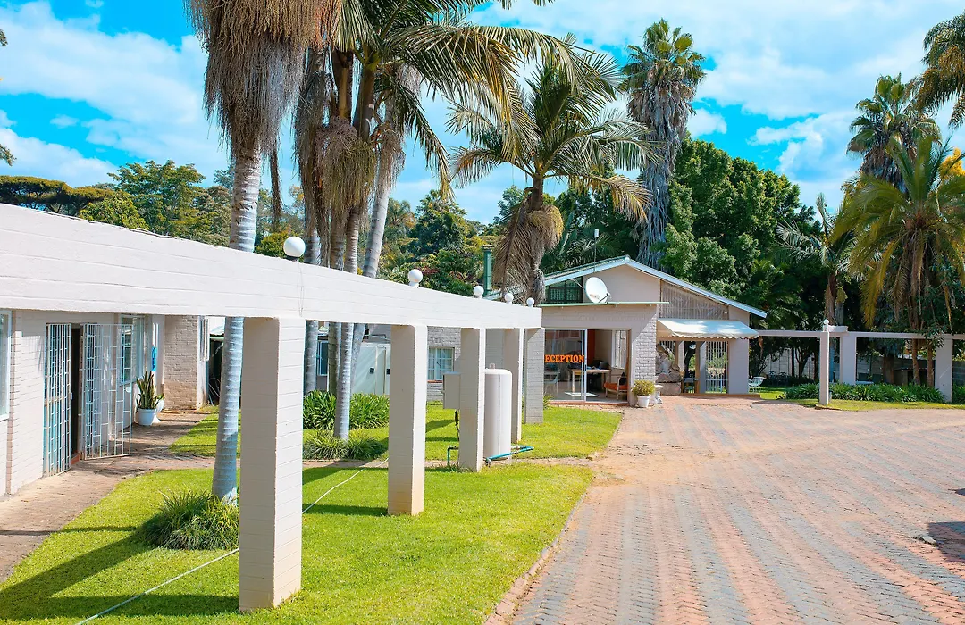 Daisy'S Guest House-1