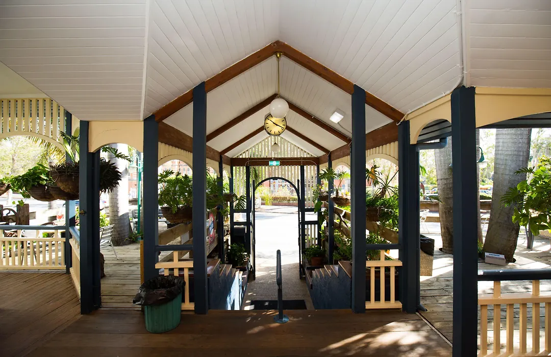 Brisbane Manor-1