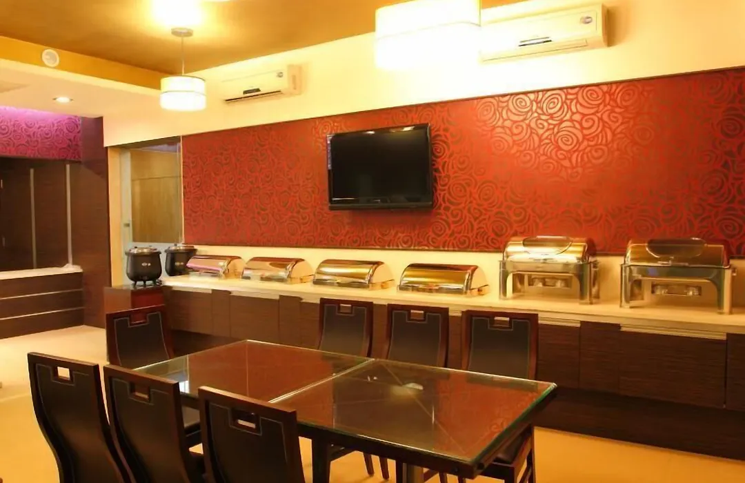 Collection O 30016 Citiotel Shivajinagar-1