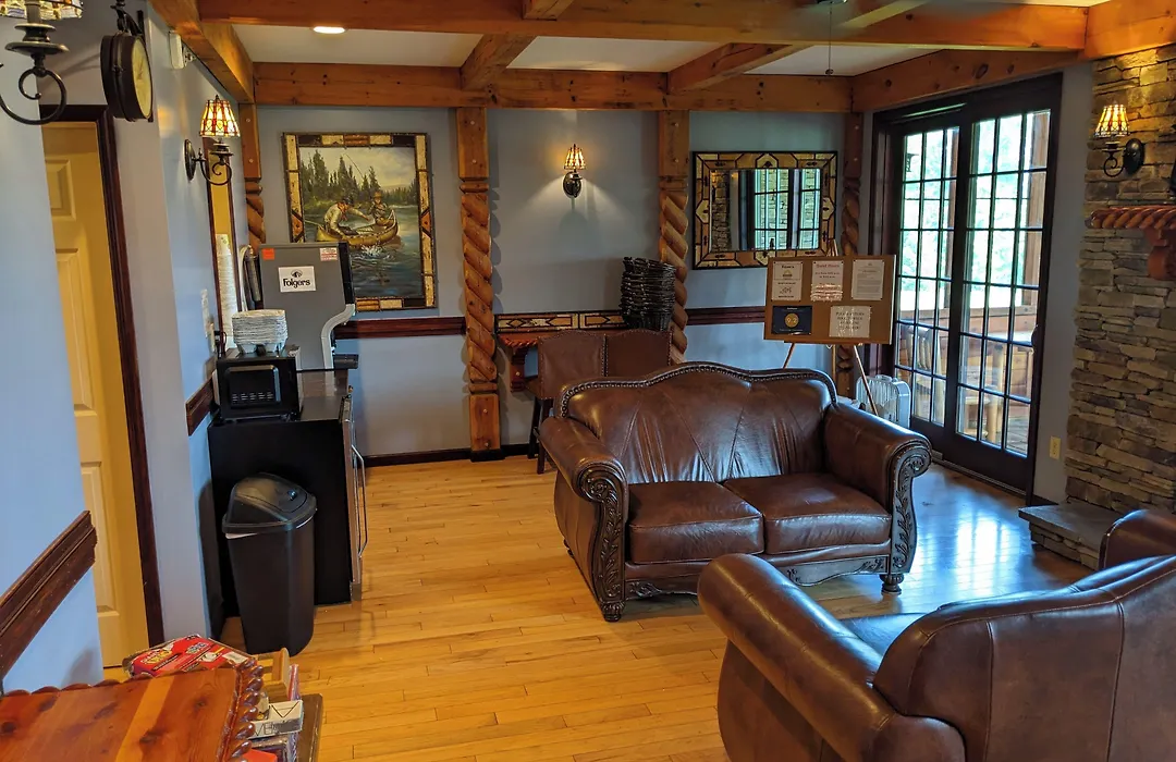 August Lodge Cooperstown-1