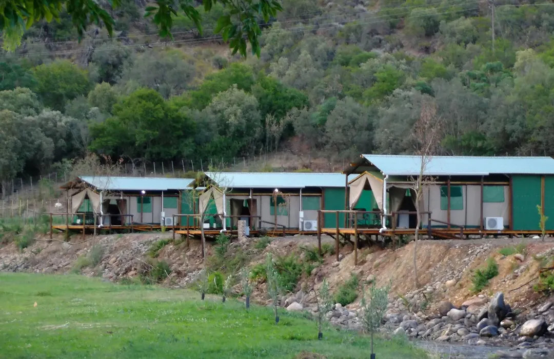 Old Mill Lodge, Seasonal Working Ostrich Farm & Restaurant, Oudtshoorn-1