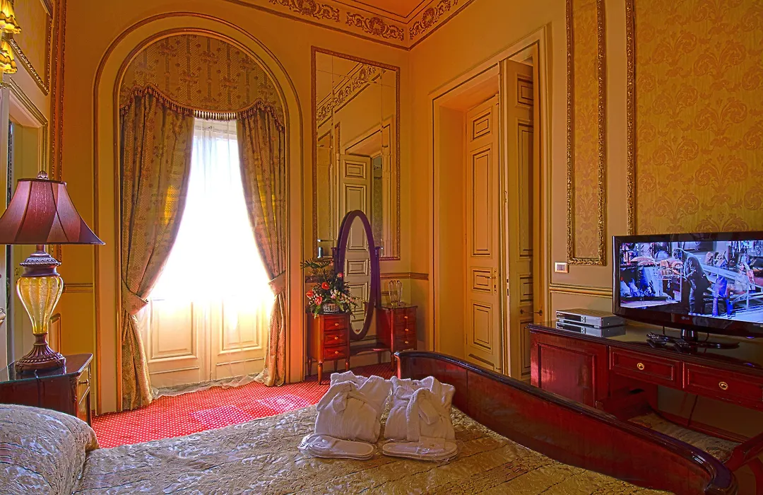 Le Metropole Luxury Heritage Hotel Since 1902 By Paradise Inn Group-1