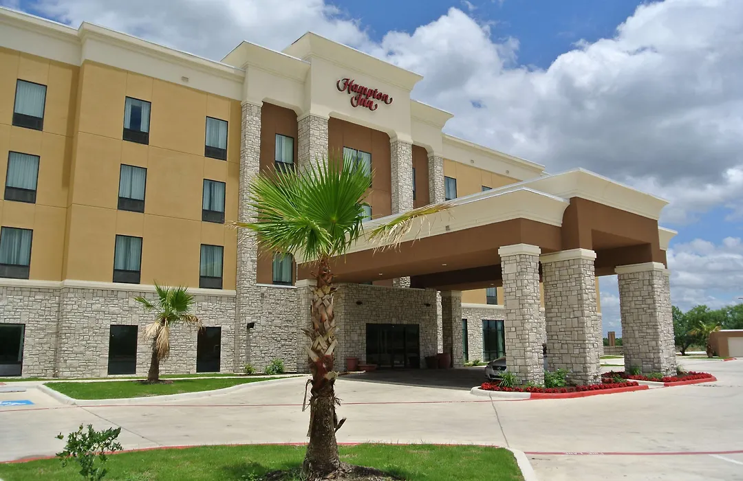 Hampton Inn Carrizo Springs-1