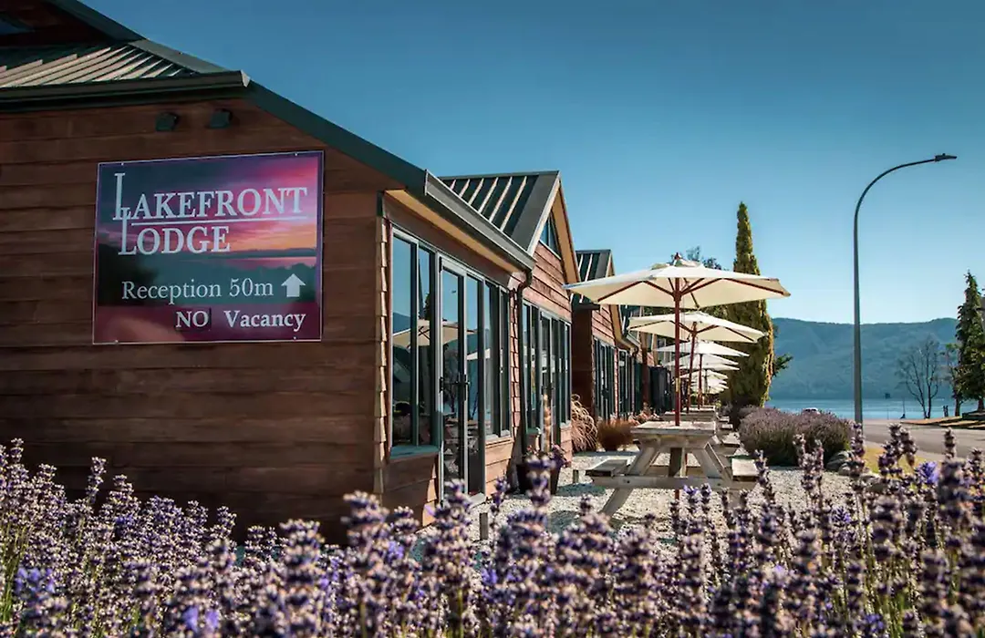 Lakefront Lodge-1