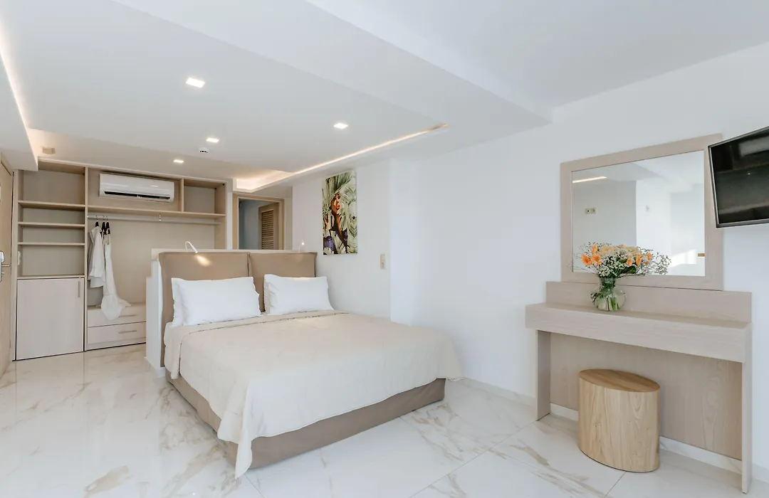 Palm Beach Hotel Apartments-1