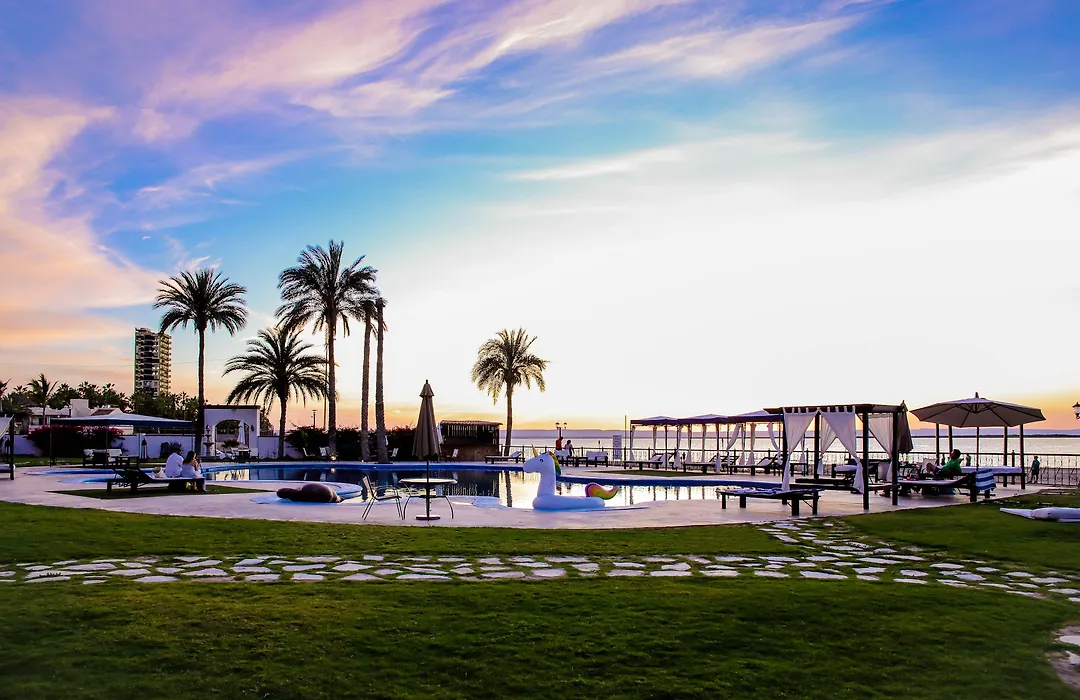 Hotel La Posada & Beach Club-1