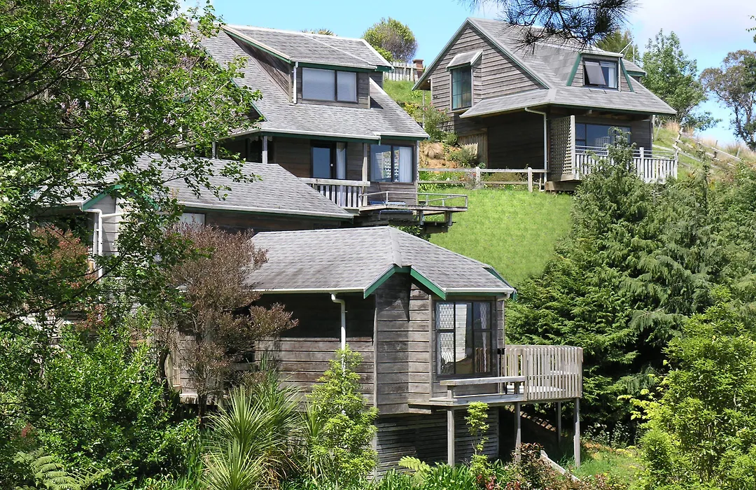 Grafton Cottage & Chalets-1