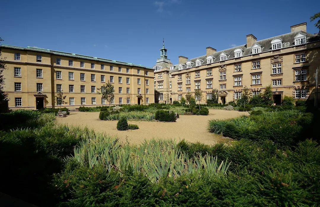 Christ'S College Cambridge-1