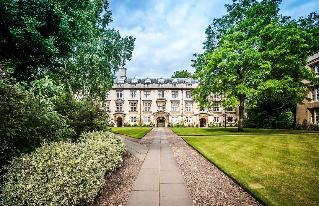 Christ'S College Cambridge-1