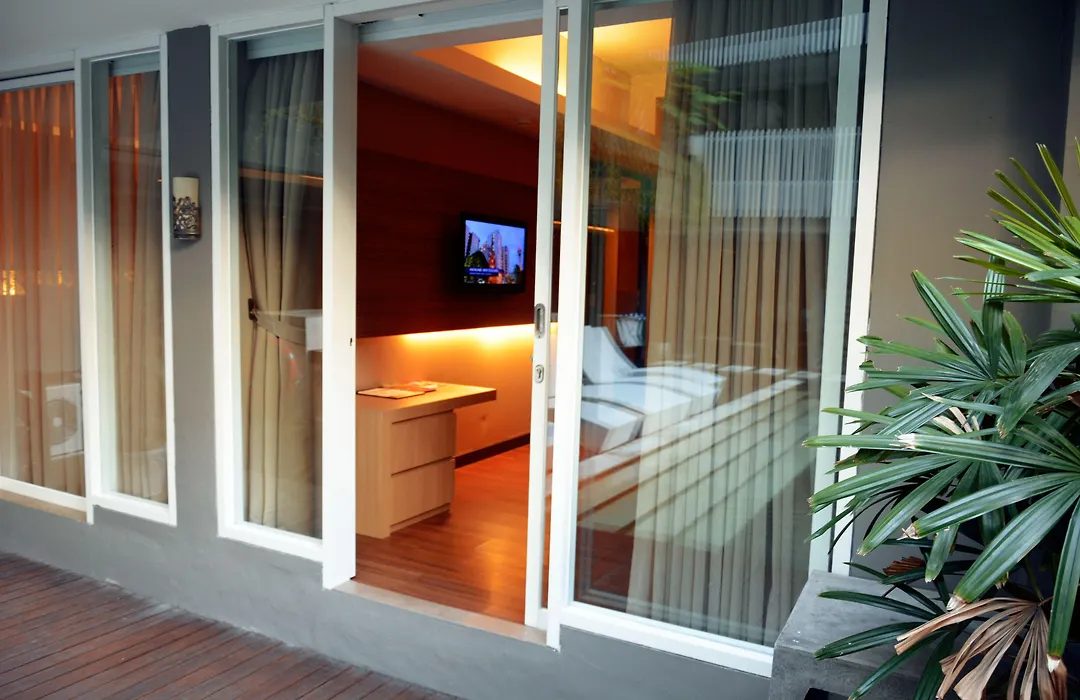 Ramada by Wyndham Bali Sunset Road Kuta-1