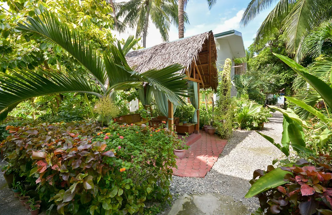 Reddoorz Plus @ Secret Garden Boracay-1
