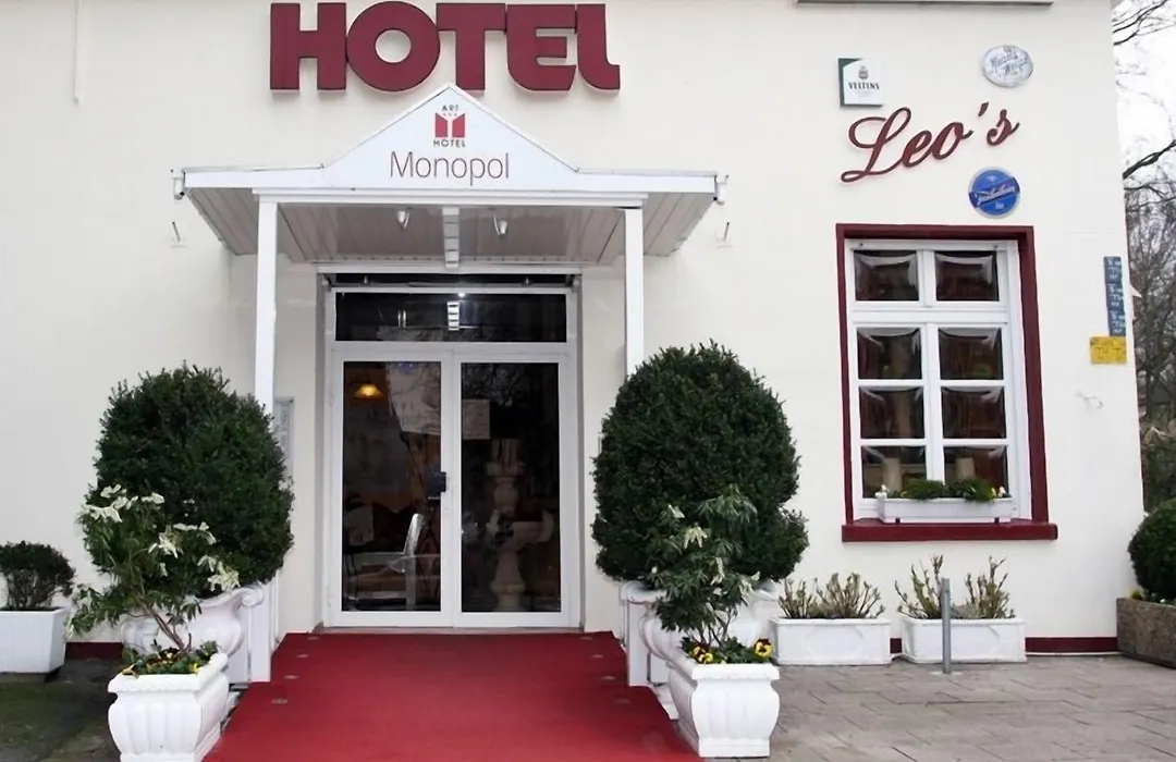 Hotel Monopol-1