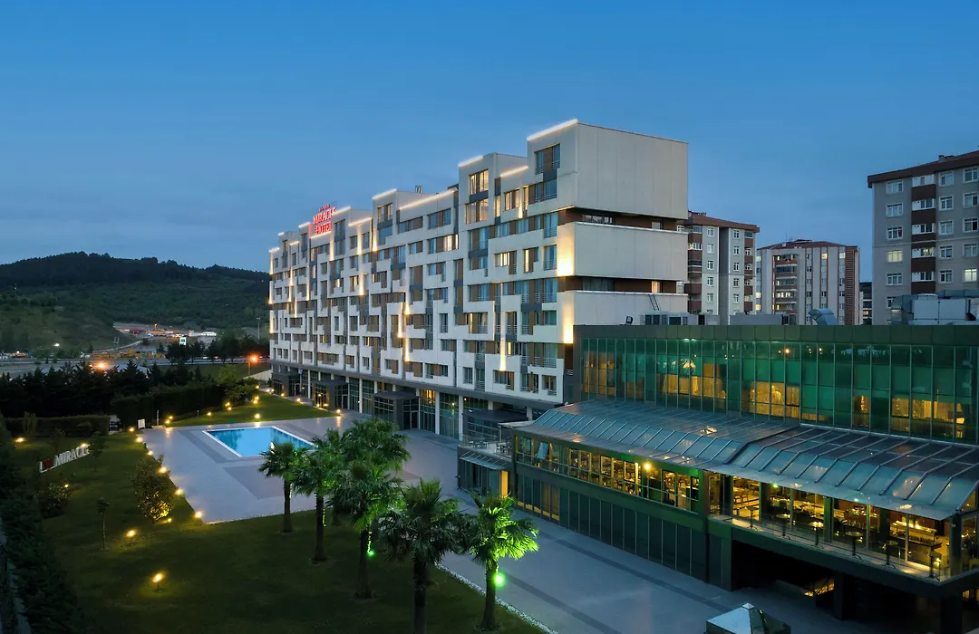 Miracle Istanbul Asia Airport Hotel & Spa-1