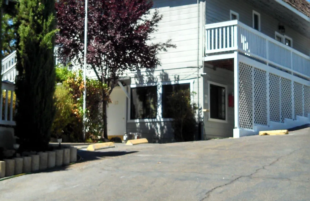 Mother Lode Lodge-1