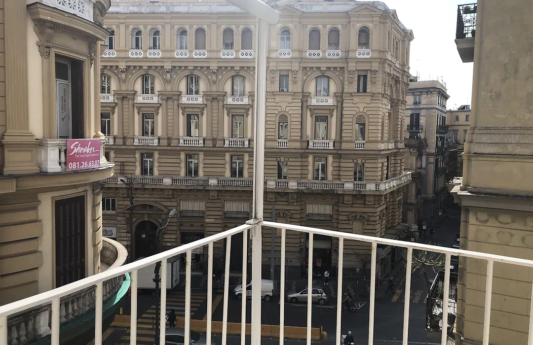 B&B Quattro Palazzi Napoli Centro-1
