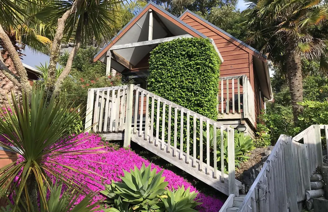 Bay Cabinz Motel-1