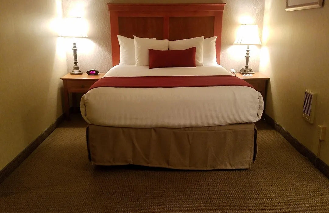 Best Western Plus Rivershore Hotel-1