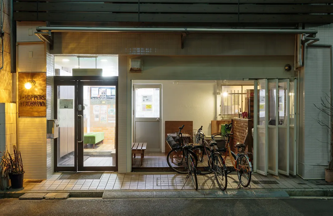 J-Hoppers Hiroshima Guesthouse-1