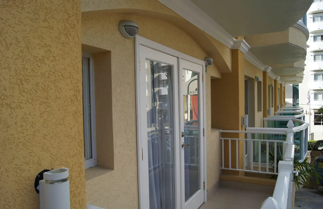 Baker'S Suites-1