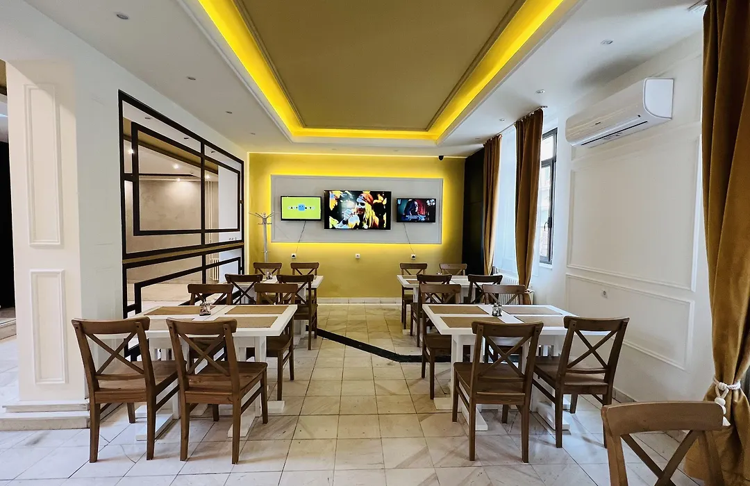 Side One Design Hotel Garni-1
