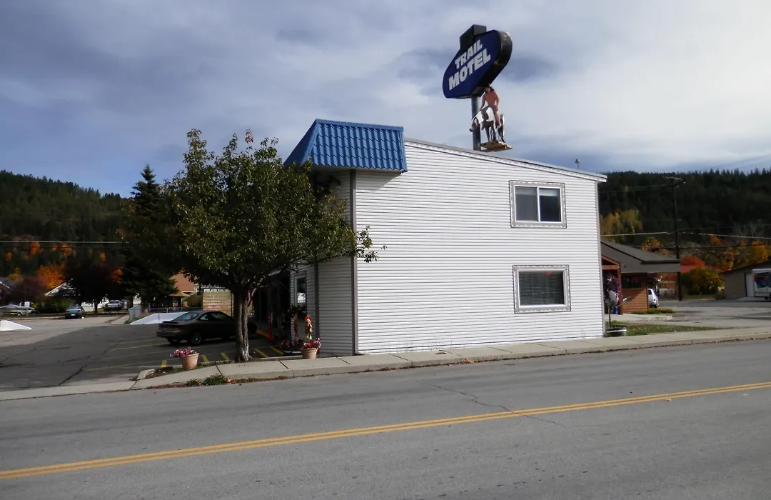 Trail Motel-1