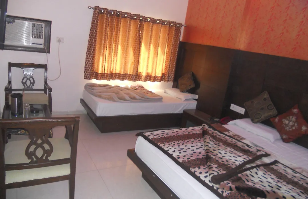 Amax Inn-1