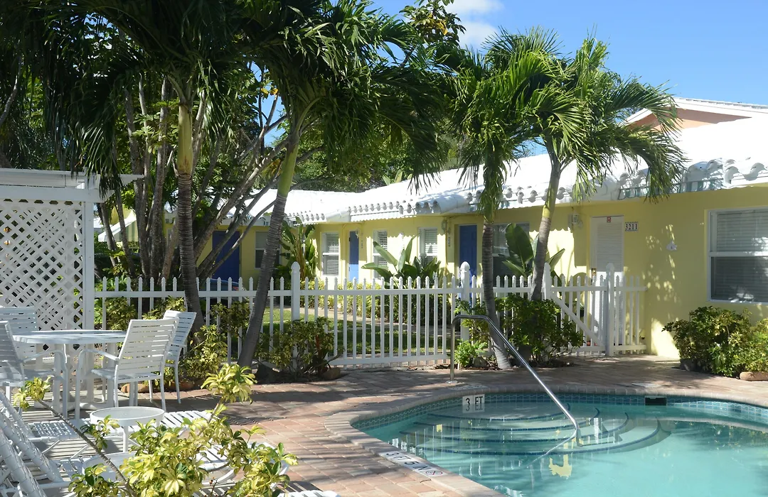 Bahama Beach Club Pompano - Fort Lauderdale - Boutique Studios & Apartments Close To Beach With Heated Pool-1