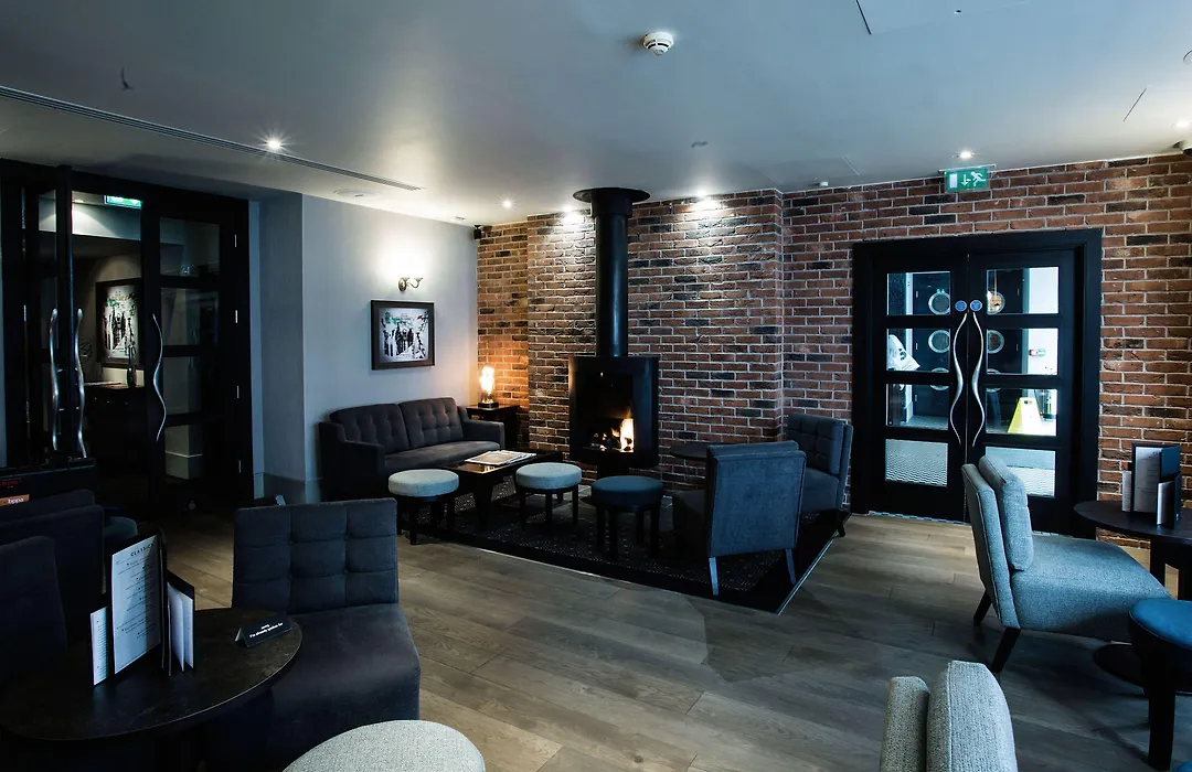 Malmaison Reading-1