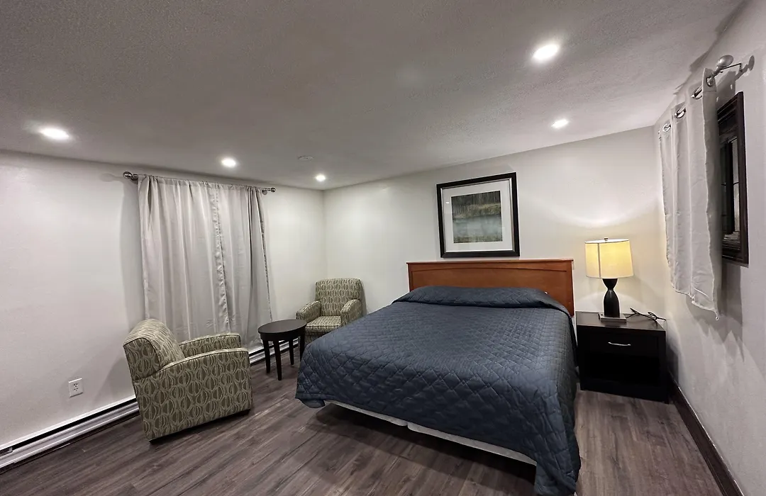 Cedar Springs Motel-1