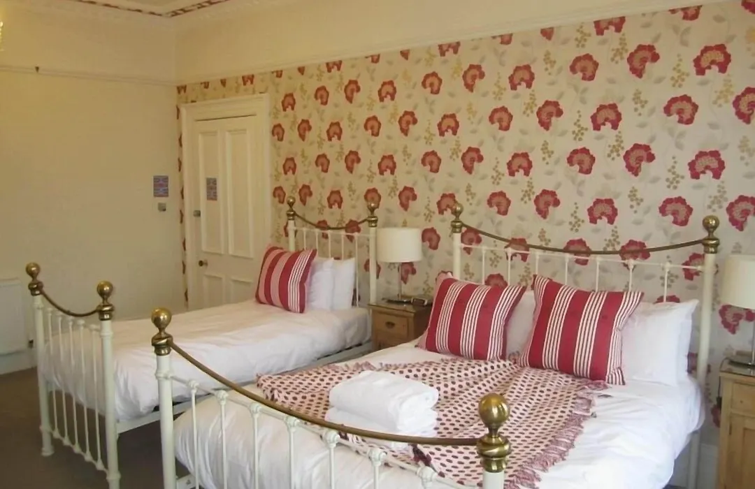 Yeo Dale Hotel-1