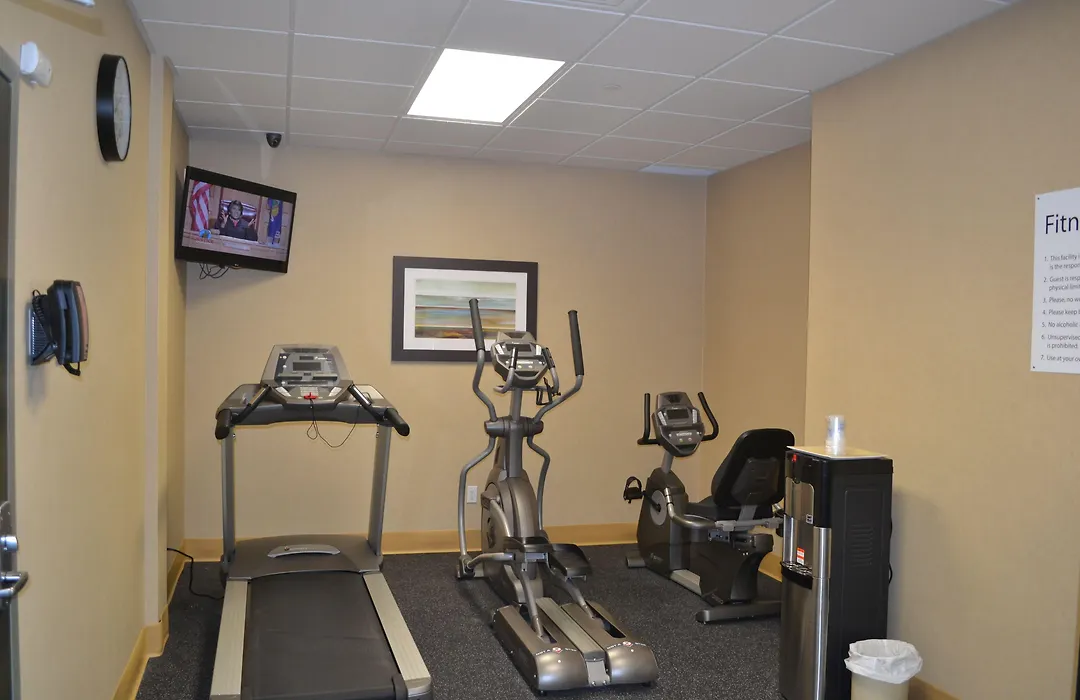 Best Western Plus Fergus Hotel-1