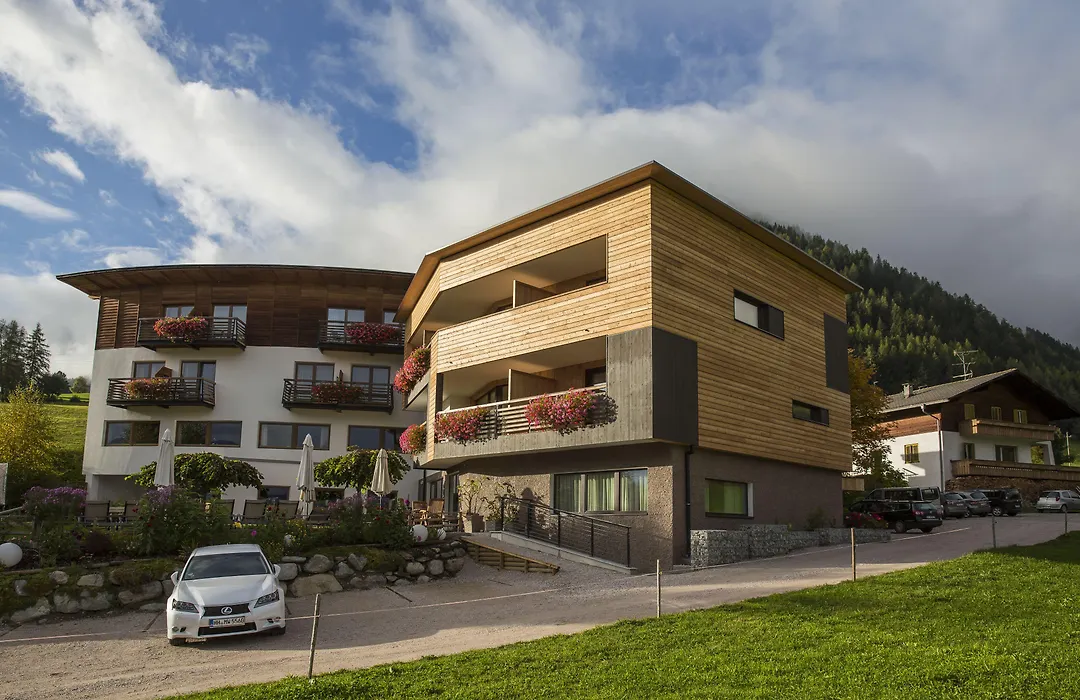 Dolomitenblick Alps Boutique Hotel-1