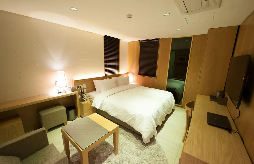 Rian Hotel-1