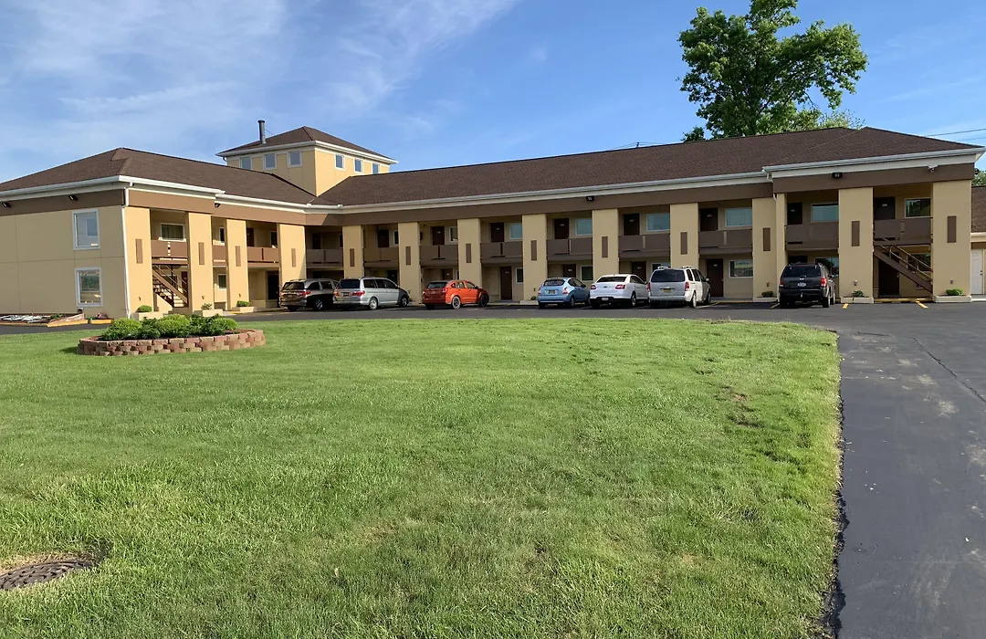 Scottish Inns Tonawanda-1