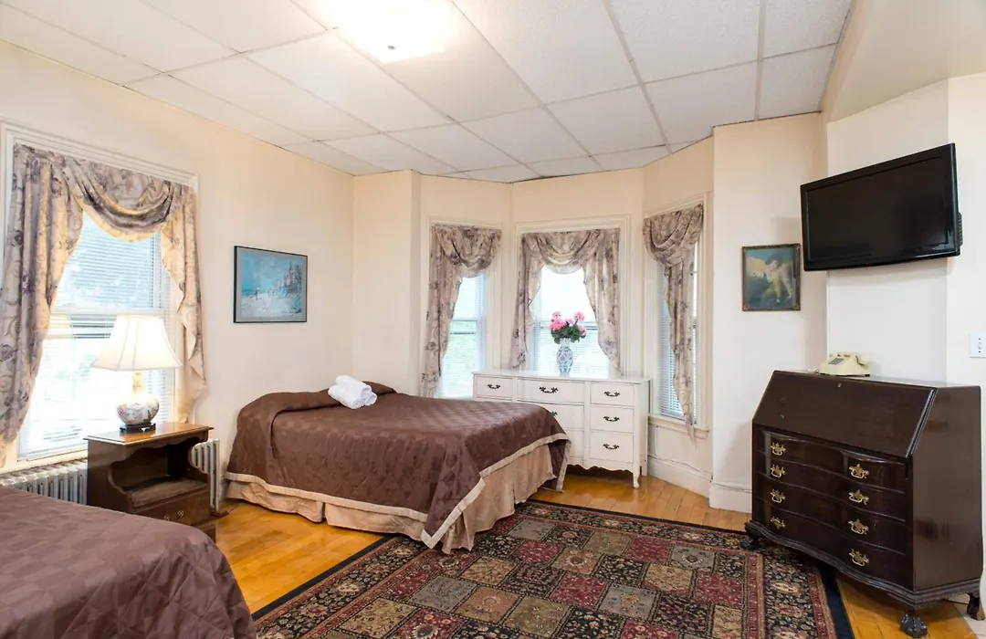 The Farrington Inn-1