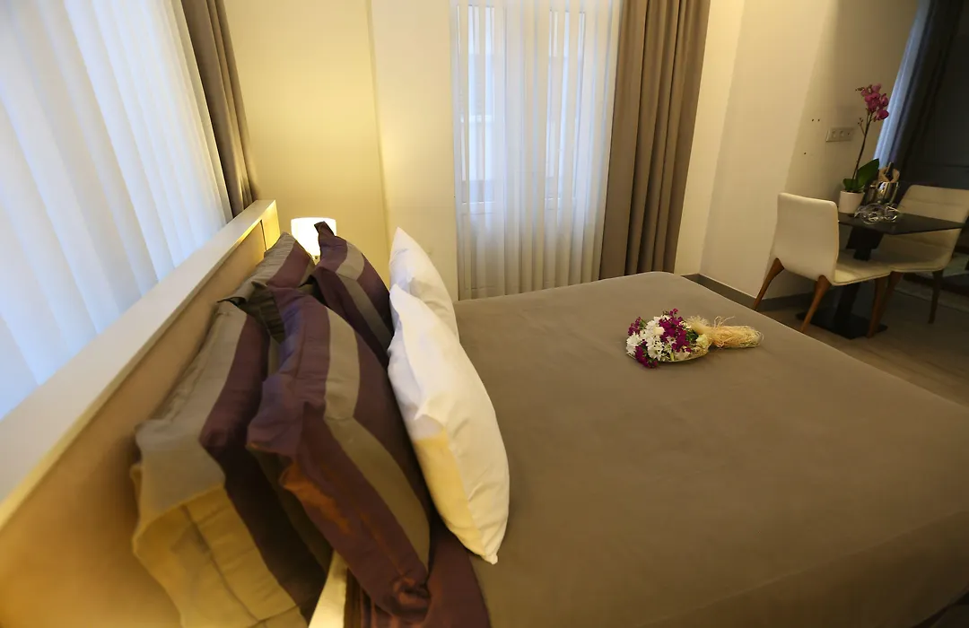 Molton Hotel Nisantasi-1