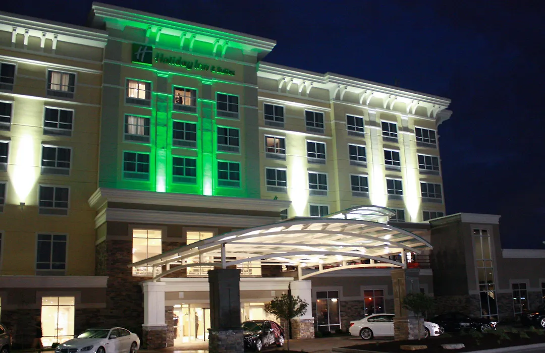 Holiday Inn Hotel & Suites Davenport By Ihg-1